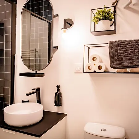 Le Saphir ~ Elegant ~ Arrivee Autonome Апартаменты Бресюир