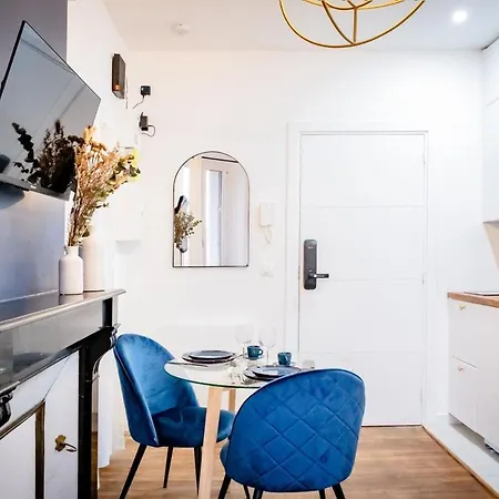 Le Saphir ~ Elegant ~ Arrivee Autonome * Бресюир